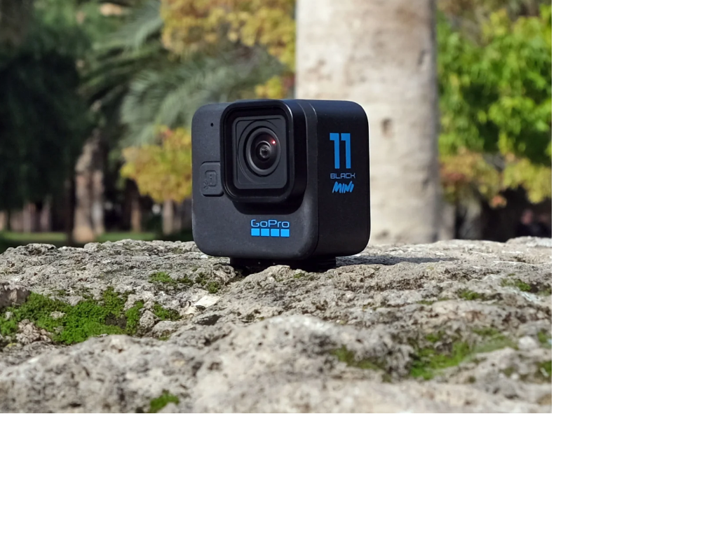 GoPro Hero 11 Black Mini GP2 processor; 1/1.9" CMOSvideo resolution: 5.3K60 4K120+2.7K240